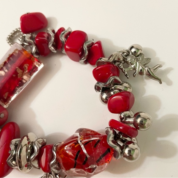 Red Beaded Stretch Bracelet Silver Tone Charms - Picture 10 of 14